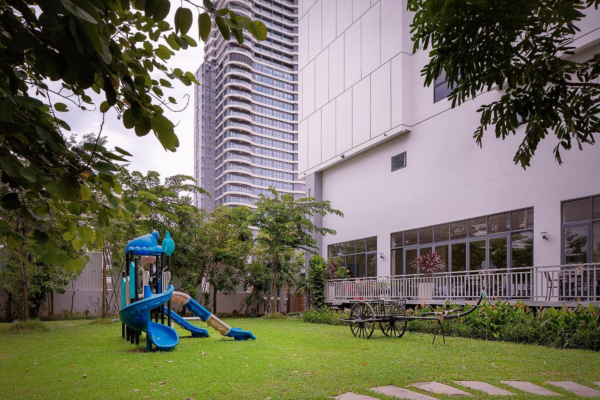 Riva Hotel Shv Sihanoukville Exterior photo