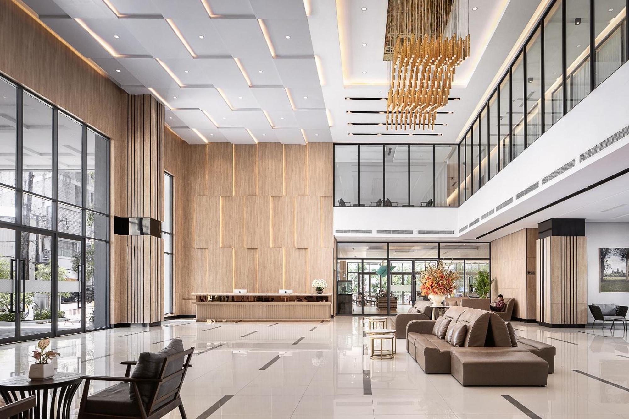 Riva Hotel Shv Sihanoukville Exterior photo